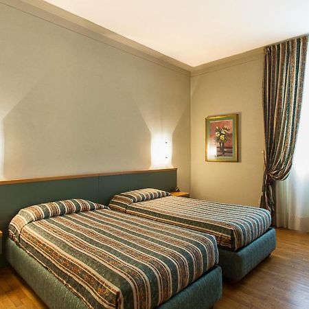Hotel Gambara Экстерьер фото