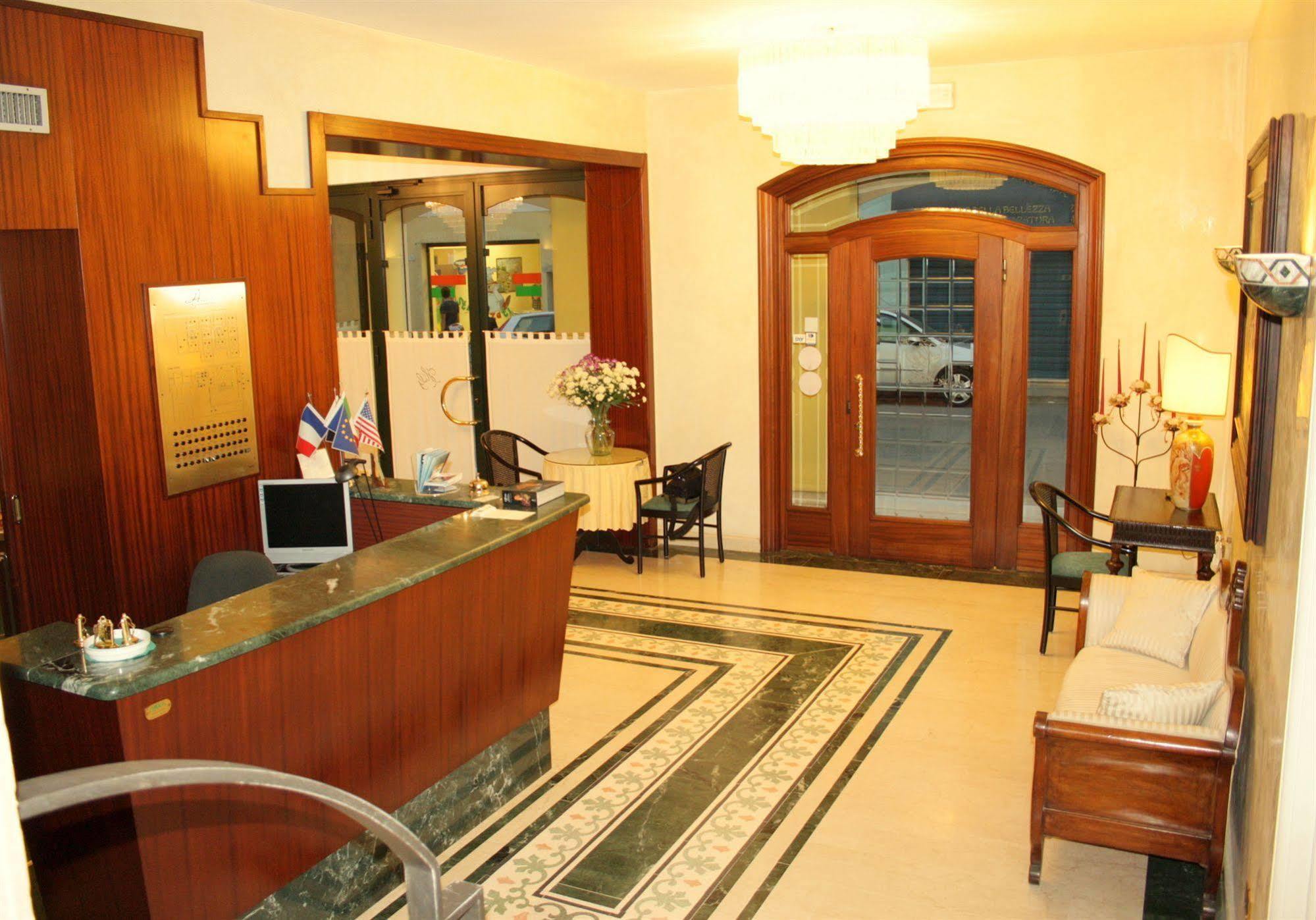 Hotel Gambara Экстерьер фото